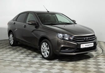 Подержанный автомобиль LADA (ВАЗ) Vesta Sedan 2022 года (3 фото)