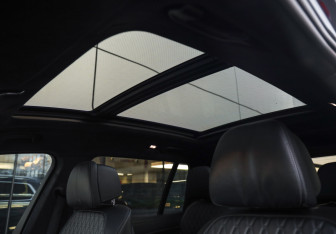 Подержанный автомобиль BMW X7 2019 года (31 фото)