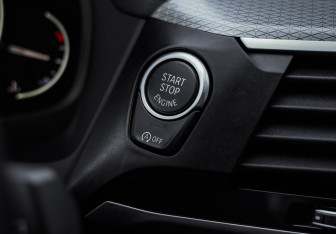 Подержанный автомобиль BMW X3 2020 года (22 фото)