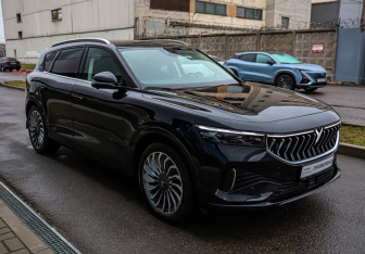 Подержанный автомобиль Voyah Free 2022 года (3 фото)