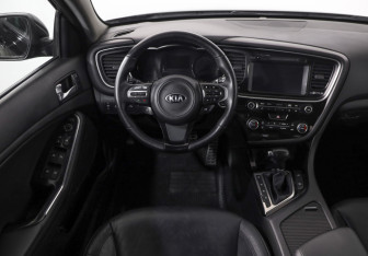 Подержанный автомобиль Kia Optima Sedan 2015 года (11 фото)