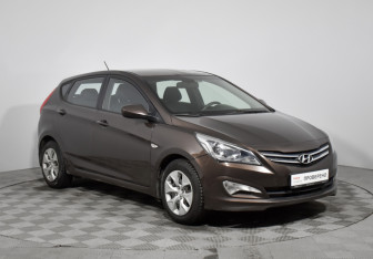 Подержанный автомобиль Hyundai Solaris Hatchback 2015 года (3 фото)