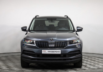 Подержанный автомобиль Skoda Karoq 2021 года (2 фото)