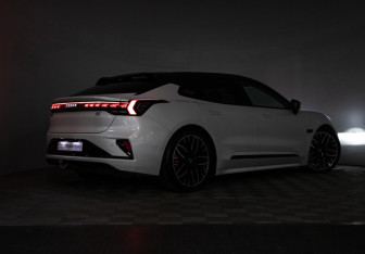 Подержанный автомобиль Zeekr 001 2024 года (35 фото)