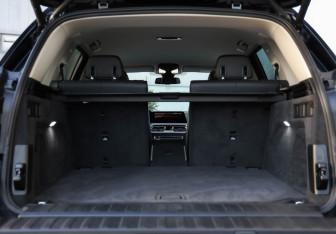 Подержанный автомобиль BMW X5 2019 года (34 фото)