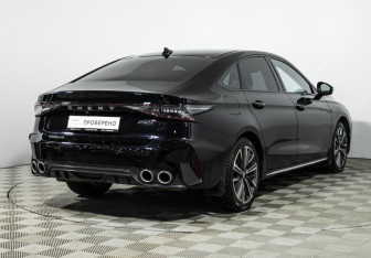 Подержанный автомобиль Chery Arrizo 8 2023 года (5 фото)