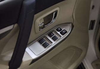 Подержанный автомобиль Mitsubishi Pajero 2019 года (22 фото)