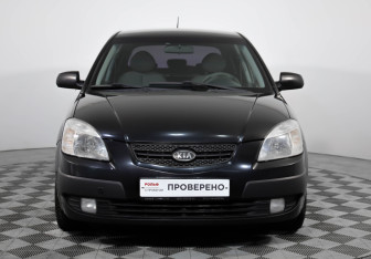 Подержанный автомобиль Kia Rio Hatchback 2007 года (2 фото)