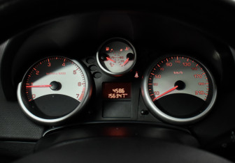 Подержанный автомобиль Peugeot 207 Hatchback 2007 года (12 фото)