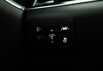 Подержанный автомобиль Kia K5 2020 года (27 фото)
