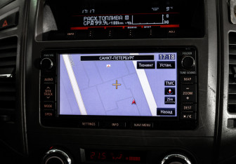 Подержанный автомобиль Mitsubishi Pajero 2015 года (17 фото)