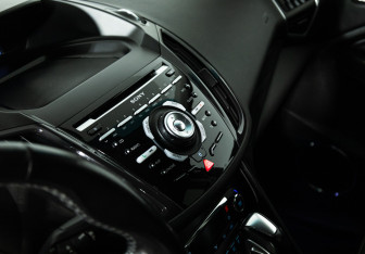 Подержанный автомобиль Ford Kuga 2013 года (15 фото)