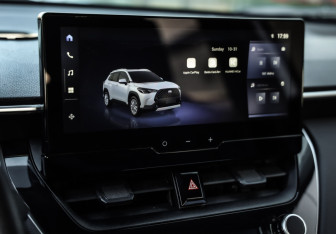 Подержанный автомобиль Toyota Corolla Wagon 2024 года (17 фото)