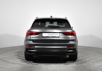 Подержанный автомобиль Audi Q3 2019 года (6 фото)