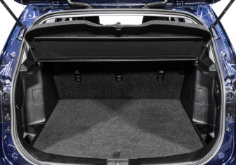 Подержанный автомобиль Suzuki SX4 Hatchback 2016 года (18 фото)