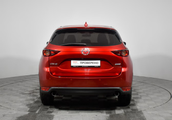 Подержанный автомобиль Mazda CX-5 2017 года (6 фото)