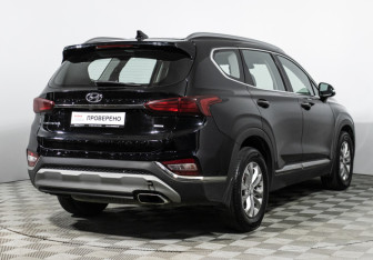 Подержанный автомобиль Hyundai Santa Fe 2018 года (5 фото)