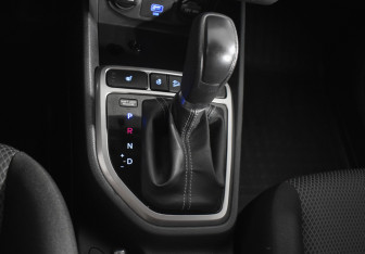 Подержанный автомобиль Hyundai Creta 2019 года (15 фото)