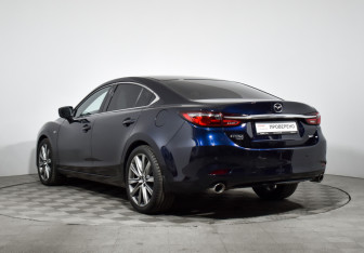 Подержанный автомобиль Mazda 6 Sedan 2022 года (7 фото)