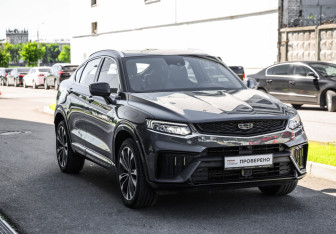 Подержанный автомобиль Geely Tugella 2023 года (5 фото)