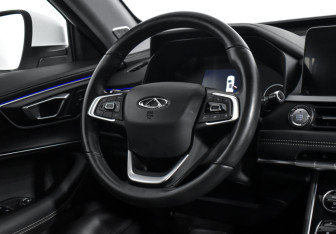 Подержанный автомобиль Chery Tiggo 8 2023 года (15 фото)