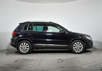 Подержанный автомобиль Volkswagen Tiguan 2016 года (4 фото)
