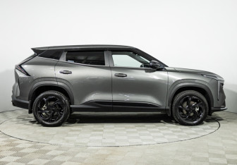 Подержанный автомобиль Geely Atlas 2023 года (4 фото)