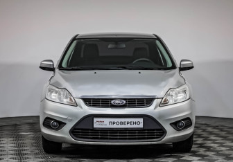 Подержанный автомобиль Ford Focus Sedan 2009 года (2 фото)