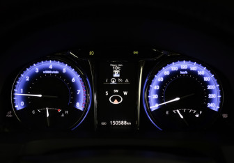 Подержанный автомобиль Toyota Camry Sedan 2017 года (13 фото)