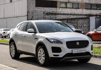 Подержанный автомобиль Jaguar E-Pace 2018 года (5 фото)