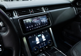 Подержанный автомобиль Land Rover Range Rover 2021 года (29 фото)