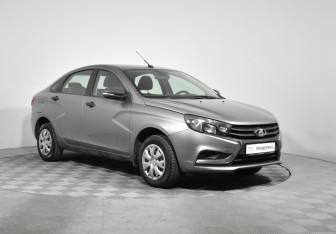 Подержанный автомобиль LADA (ВАЗ) Vesta Sedan 2019 года (3 фото)