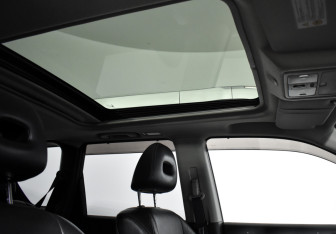 Подержанный автомобиль Nissan X-Trail 2010 года (17 фото)