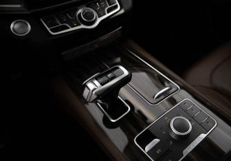 Подержанный автомобиль Haval H9 2018 года (14 фото)
