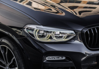 Подержанный автомобиль BMW X3 2018 года (11 фото)
