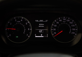 Подержанный автомобиль Renault Arkana 2019 года (12 фото)