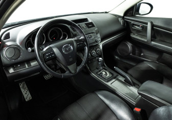 Подержанный автомобиль Mazda 6 Sedan 2012 года (11 фото)