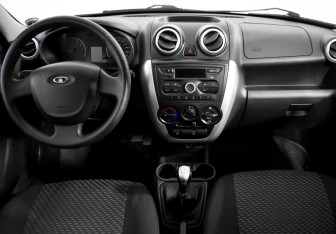 Подержанный автомобиль LADA (ВАЗ) Granta Sedan 2017 года (16 фото)