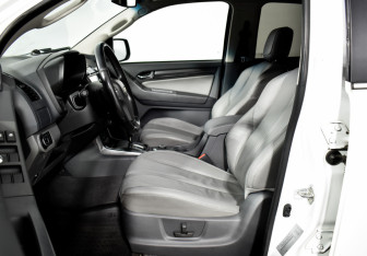 Подержанный автомобиль Chevrolet TrailBlazer 2013 года (10 фото)