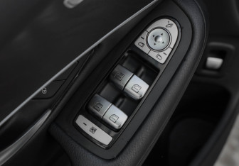 Подержанный автомобиль Mercedes-Benz GLC Coupe 2019 года (25 фото)