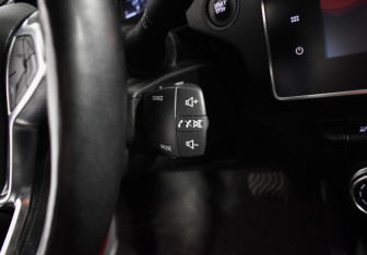 Подержанный автомобиль Renault Arkana 2021 года (17 фото)