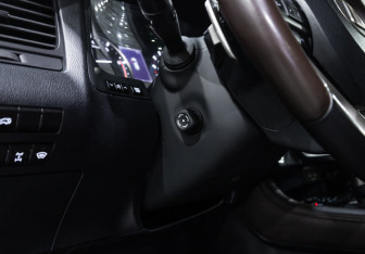 Подержанный автомобиль Lexus RX 2021 года (25 фото)