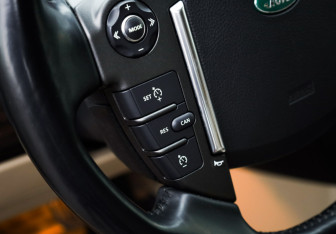 Подержанный автомобиль Land Rover Freelander 2012 года (13 фото)