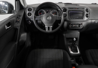Подержанный автомобиль Volkswagen Tiguan 2014 года (11 фото)
