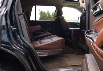Подержанный автомобиль Chevrolet Tahoe 2016 года (37 фото)