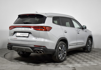 Подержанный автомобиль Chery Tiggo 8 Pro Max 2023 года (5 фото)