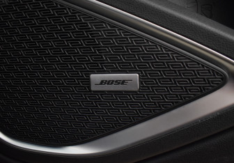 Подержанный автомобиль Geely Tugella 2022 года (18 фото)