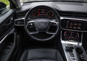 Подержанный автомобиль Audi A6 Sedan 2020 года (11 фото)