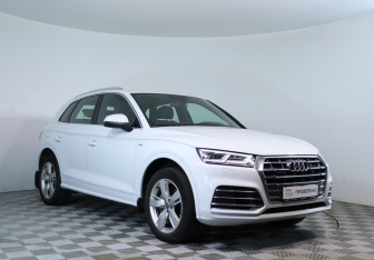 Подержанный автомобиль Audi Q5 2020 года (3 фото)
