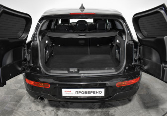 Подержанный автомобиль MINI Clubman Wagon 2016 года (19 фото)